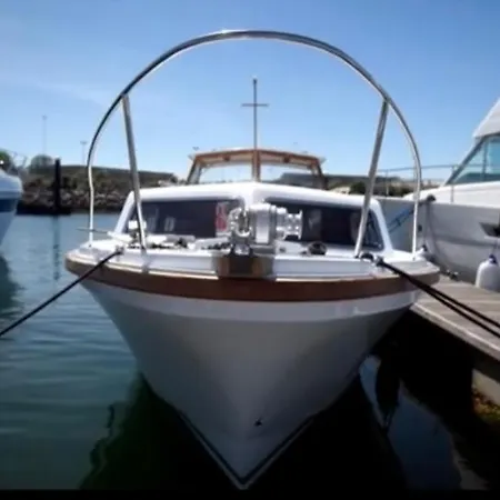 Boat-hotel Vcb Centre-ville * Namur