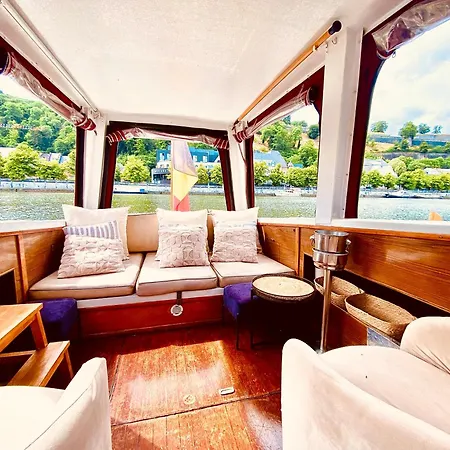 Boat-hotel Vcb Centre-ville